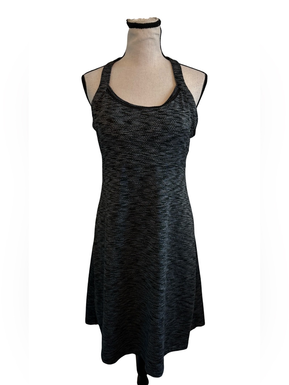 MPG Mondetta Performance Gear Black Textured Active Dress Shelf Bra Small